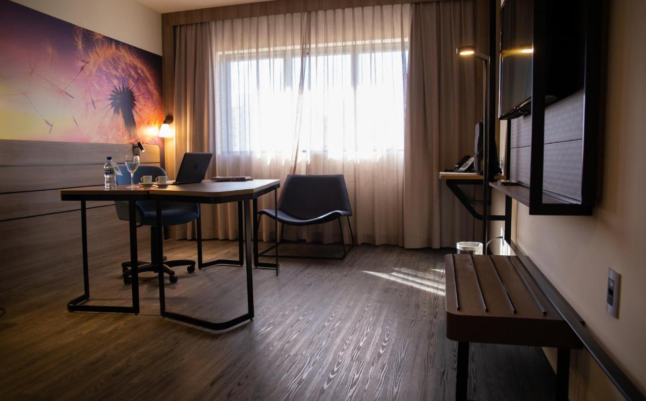 Novotel